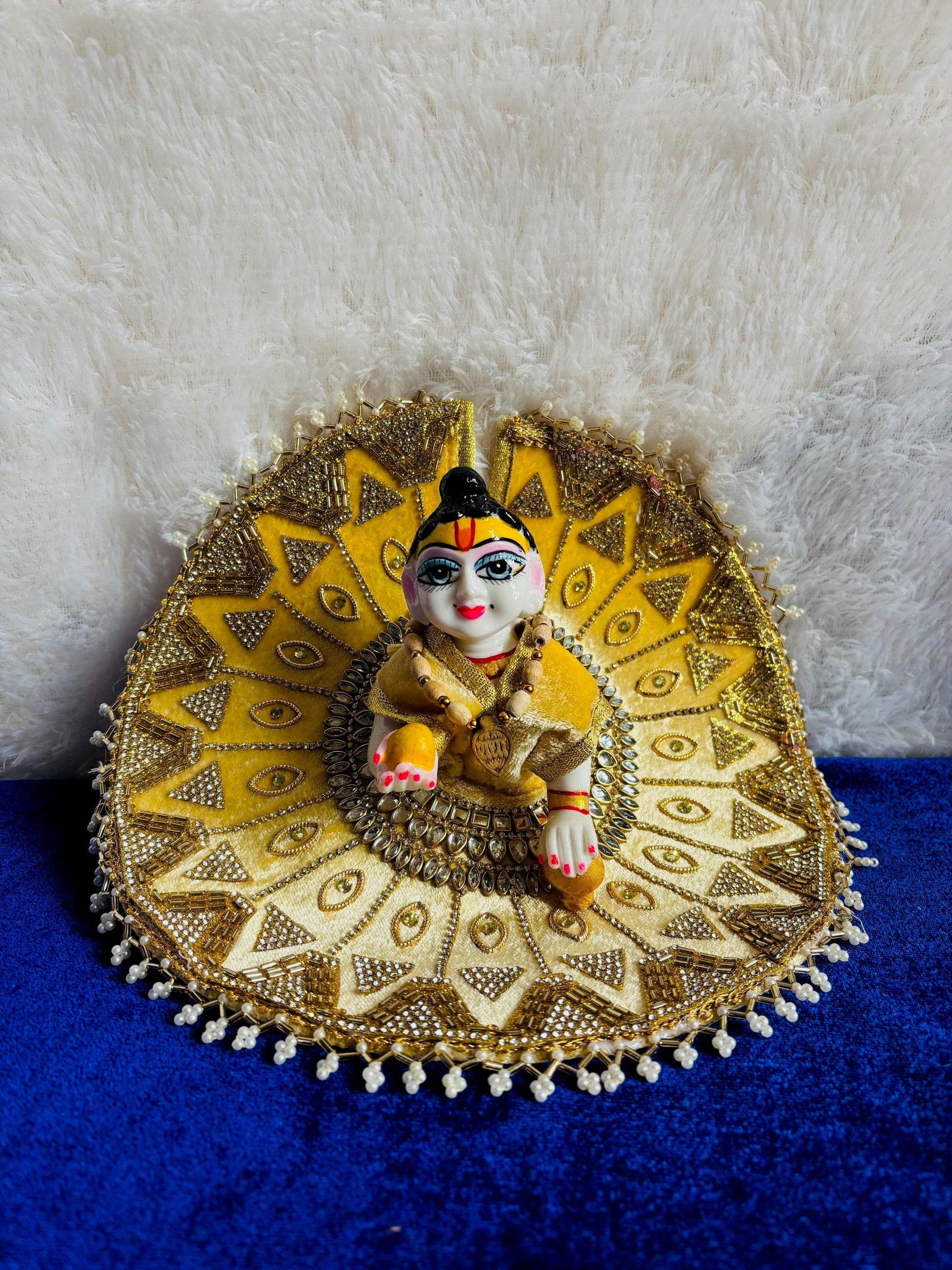 Golden dress jerken work with pagdi - Vrindahaat