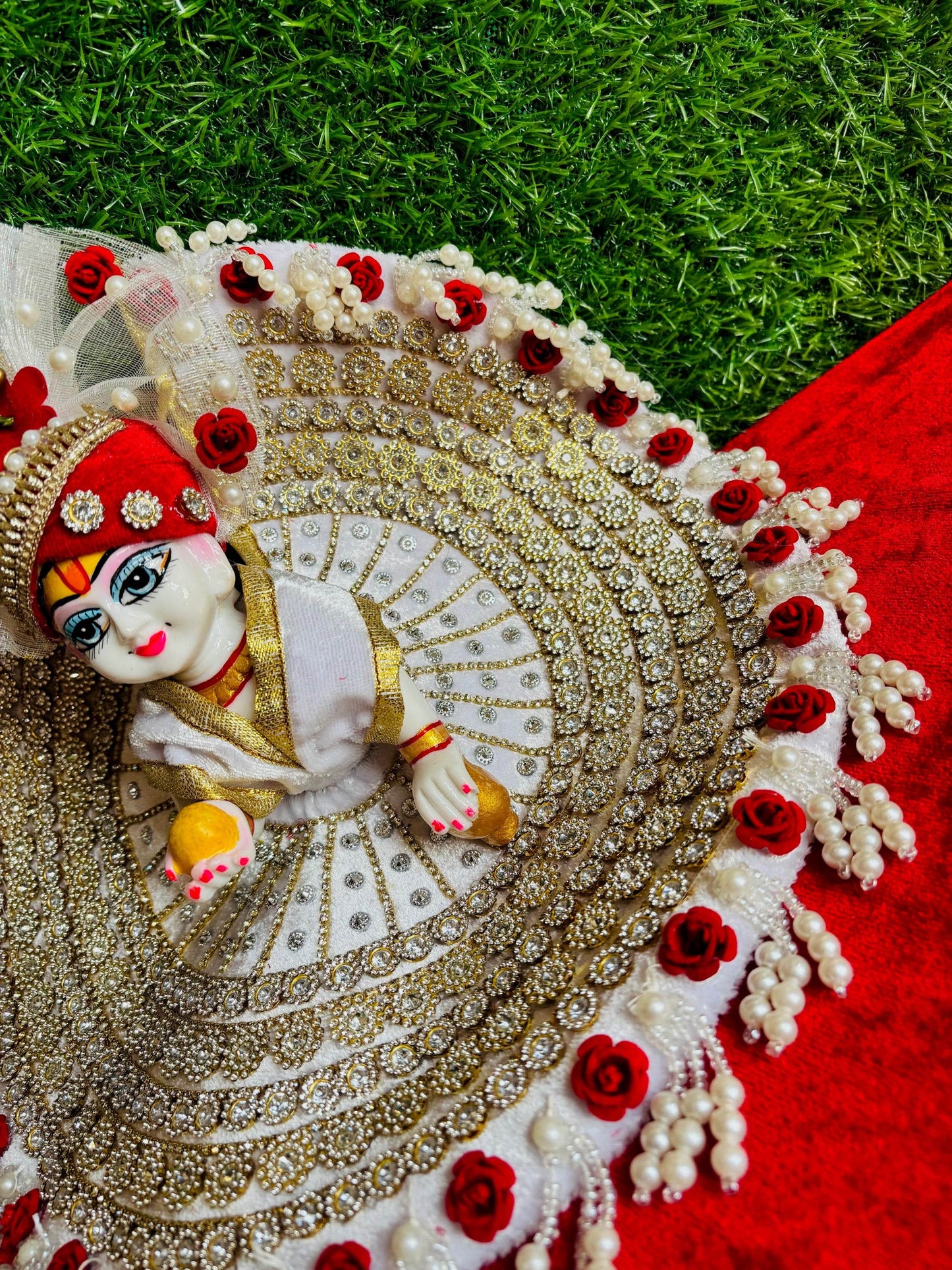 Gorgeous white poshak with red flowers with pagdi - Vrindahaat